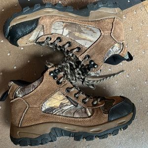 Game Winner Camouflage Boots
